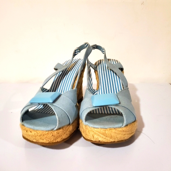 Super Cute Blue Chunky Wedges. Blue Heels. Vacation Shoes. Dress Shoes. Wedges. - Picture 3 of 8